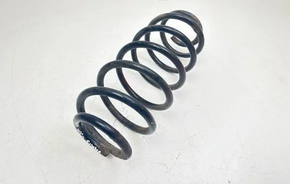 Toyota Yaris Rear coil spring