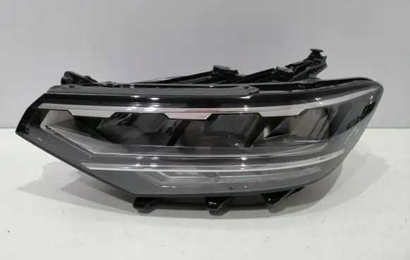 Volkswagen PASSAT B8 Headlight/headlamp