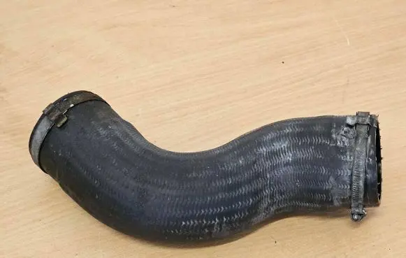 Volvo S60 Intercooler hose/pipe 31319473