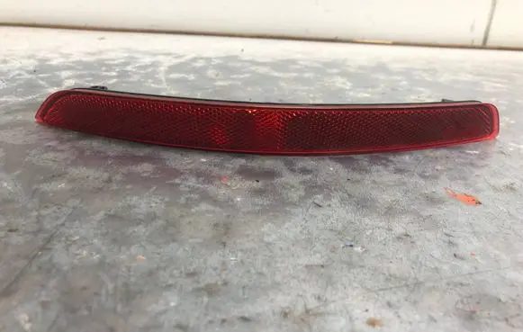 Audi A3 S3 8V Rear tail light reflector 8V5945105ABILI 8V5945105A