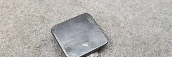 BMW 5 E60 E61 Front tow hook cap/cover 7033700