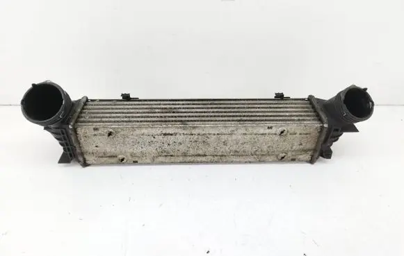 BMW 3 E90 E91 Intercooler radiator 7798788