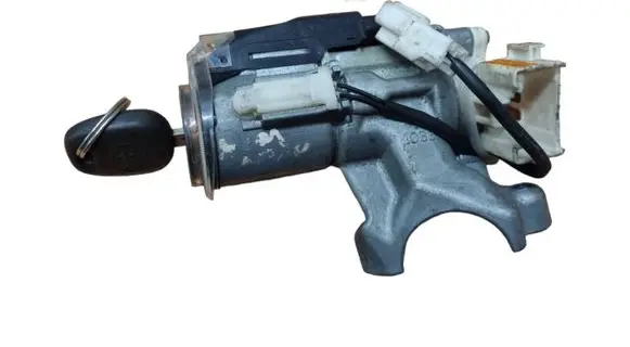 Toyota Avensis T250 Ignition lock 45020287 627887000 8978328060