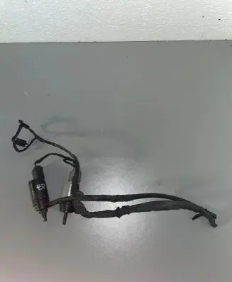 BMW X1 E84 Windscreen/windshield washer pump 23537610 677199567