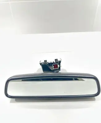 Rear view mirror (interior)