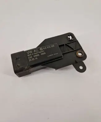Skoda Rapid (NH) Coolant fan relay 5J0919506