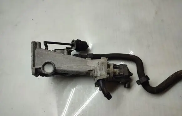 Opel Insignia A EGR valve cooler 55566052