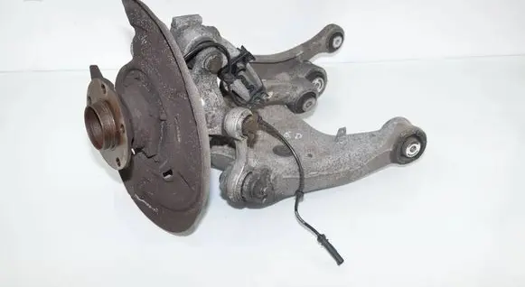 BMW 5 F10 F11 Rear wheel hub 6793770 33326793770 33326865898
