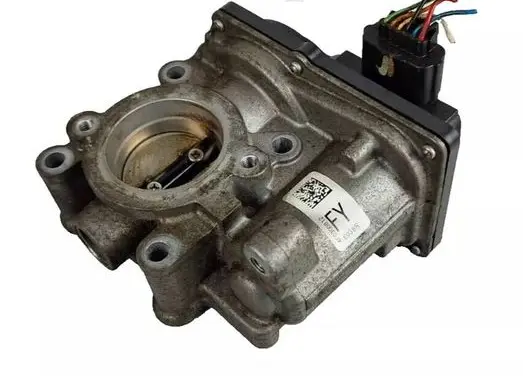 Nissan Juke I F15 Throttle valve 161206038R