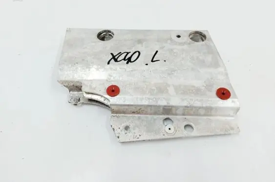 Volvo XC40 Holder (bracket) 