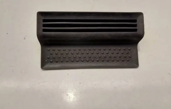Volkswagen Golf VI Panel drawer/shelf pad 1K0863328A