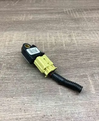 Lexus IS 220D-250-350 Airbag deployment crash/impact sensor 898310W040
