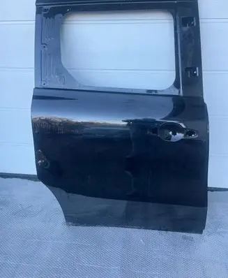 Renault Kangoo III Side sliding door 821127157R