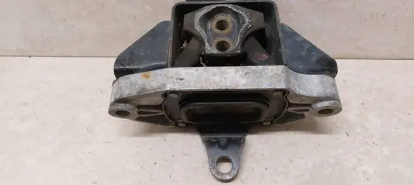 Hyundai Tucson TL Engine mount vacuum valve 21810-D3100