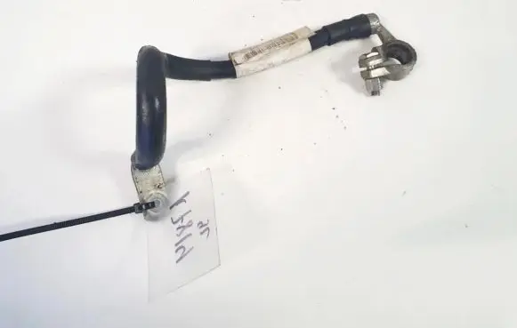 Skoda Octavia Mk2 (1Z) Positive cable (battery)