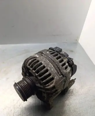 Volkswagen Polo IV 9N3 Generator/alternator 045903023A