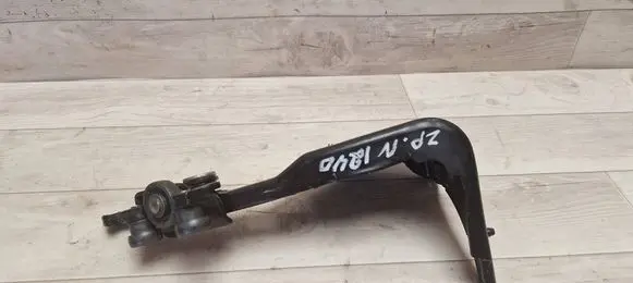 Fiat Ulysse Sliding door lower roller guide/hinge