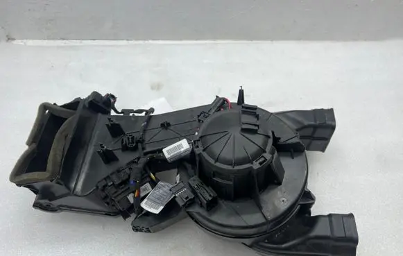 Mercedes-Benz GLS X166 Heater fan/blower T1013168B A1668300008
