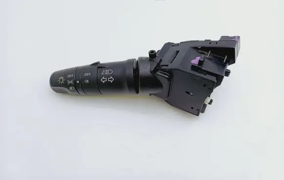 Nissan X-Trail T30 Indicator stalk 25540
