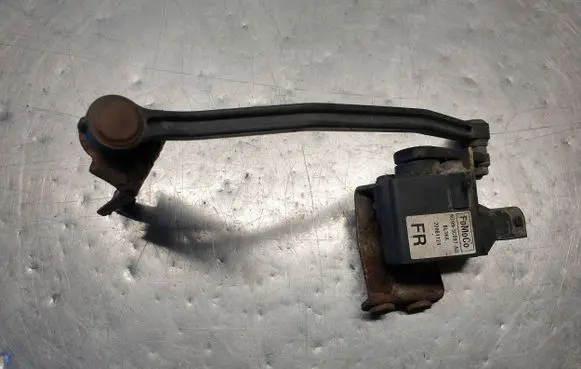 Volvo S80 Air suspension front height level sensor 6G9N3C097AD