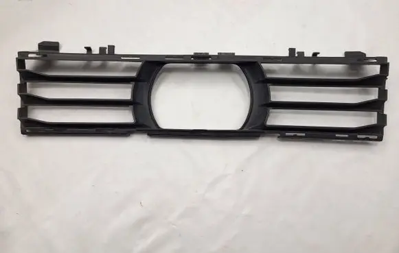 BMW 5 G30 G31 Front bumper lower grill 7385258 51117385258