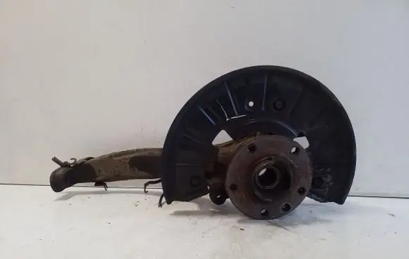 Volkswagen Touareg II Front wheel hub