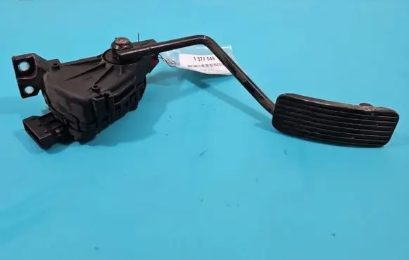Suzuki Wagon R+ Accelerator throttle pedal 49400-83E50 IMPRK1377049