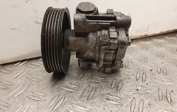 Mitsubishi Lancer X Power steering pump