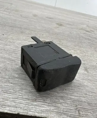 Windscreen/window heater switch
