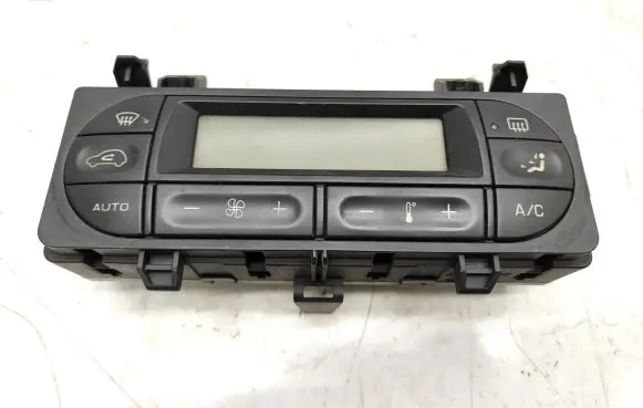 Citroen C3 Climate control unit 96530443XT