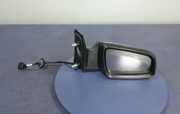 Opel Zafira B Front door electric wing mirror 13131970