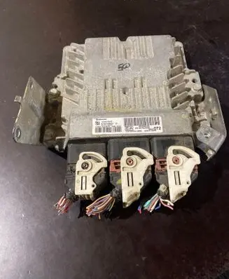 Peugeot 508 Engine control unit/module 9678993180 S180165001D 9678226080
