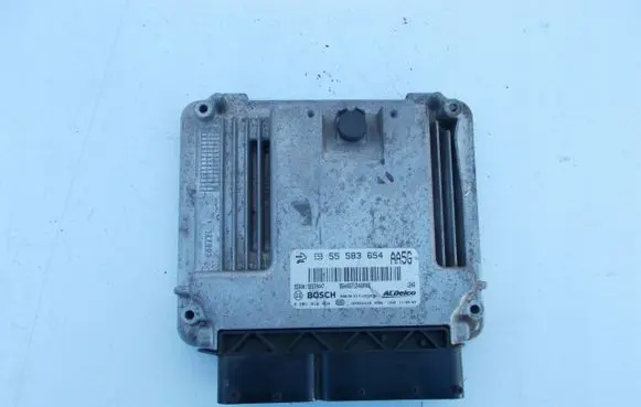 Opel Astra J Engine control unit/module 55583654