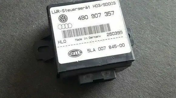 Audi A4 S4 B5 8D Light module LCM 4B0907357