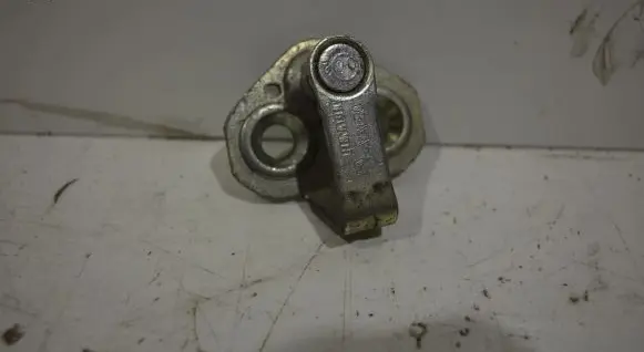 Renault Scenic I Rear door lock loop/hook striker 
