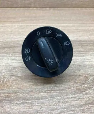 Volkswagen PASSAT B6 Light switch 1K0941431A