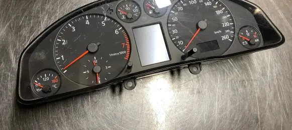 Audi A6 S6 C5 4B Speedometer (instrument cluster) 4B0919881