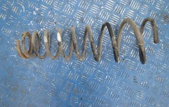 Nissan Primera Front coil spring