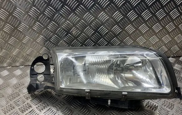 Volvo S80 Headlight/headlamp 8662856
