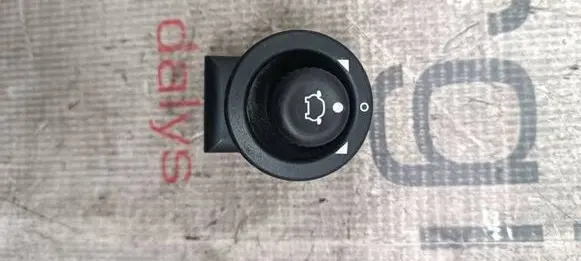 Ford Fiesta Wing mirror switch 93BG17B676BB