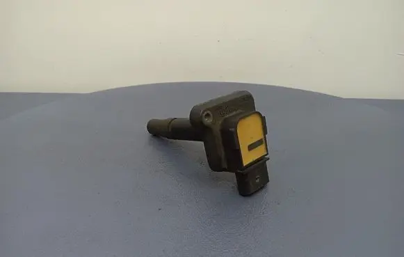 Audi A6 Allroad C5 High voltage ignition coil 06B905115