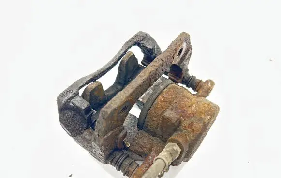 Mercedes-Benz B W245 Front brake caliper