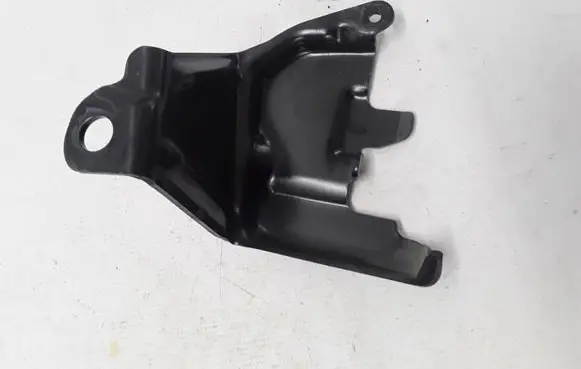 Renault Zoe A/C compressor mount bracket 926128690R