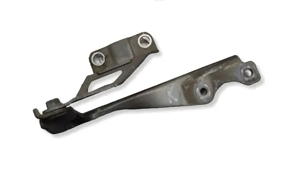 Mazda 3 III Engine bonnet/hood hinges B45A