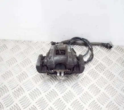 BMW 2 F22 F23 Rear brake caliper