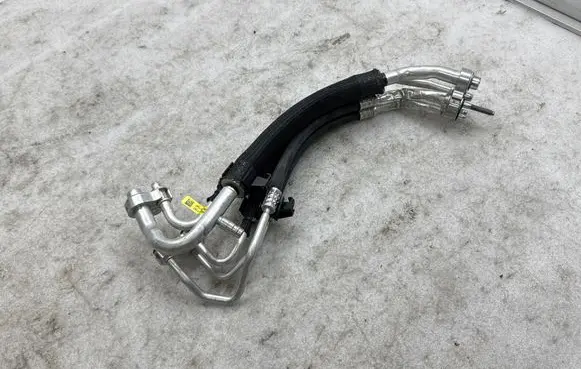 Tesla Model Y Air conditioning (A/C) pipe/hose 162670000E DB3223443
