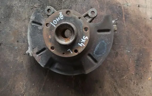 Suzuki SX4 Front wheel hub