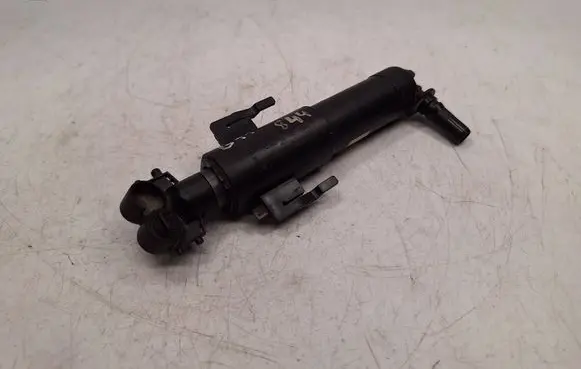 BMW 7 G11 G12 Headlight washer spray nozzle 61677357353