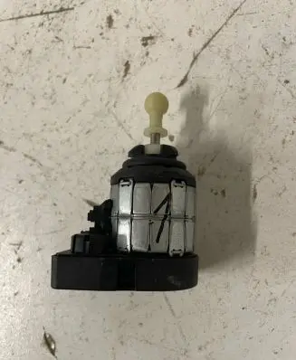 Porsche Cayenne (92A) Headlight level adjustment motor ELB407111111