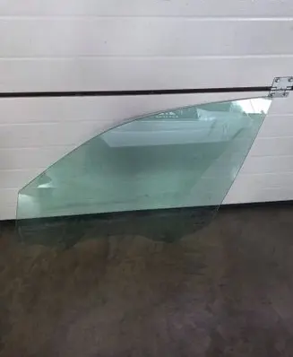 BMW X5 G05 Front door window glass four-door